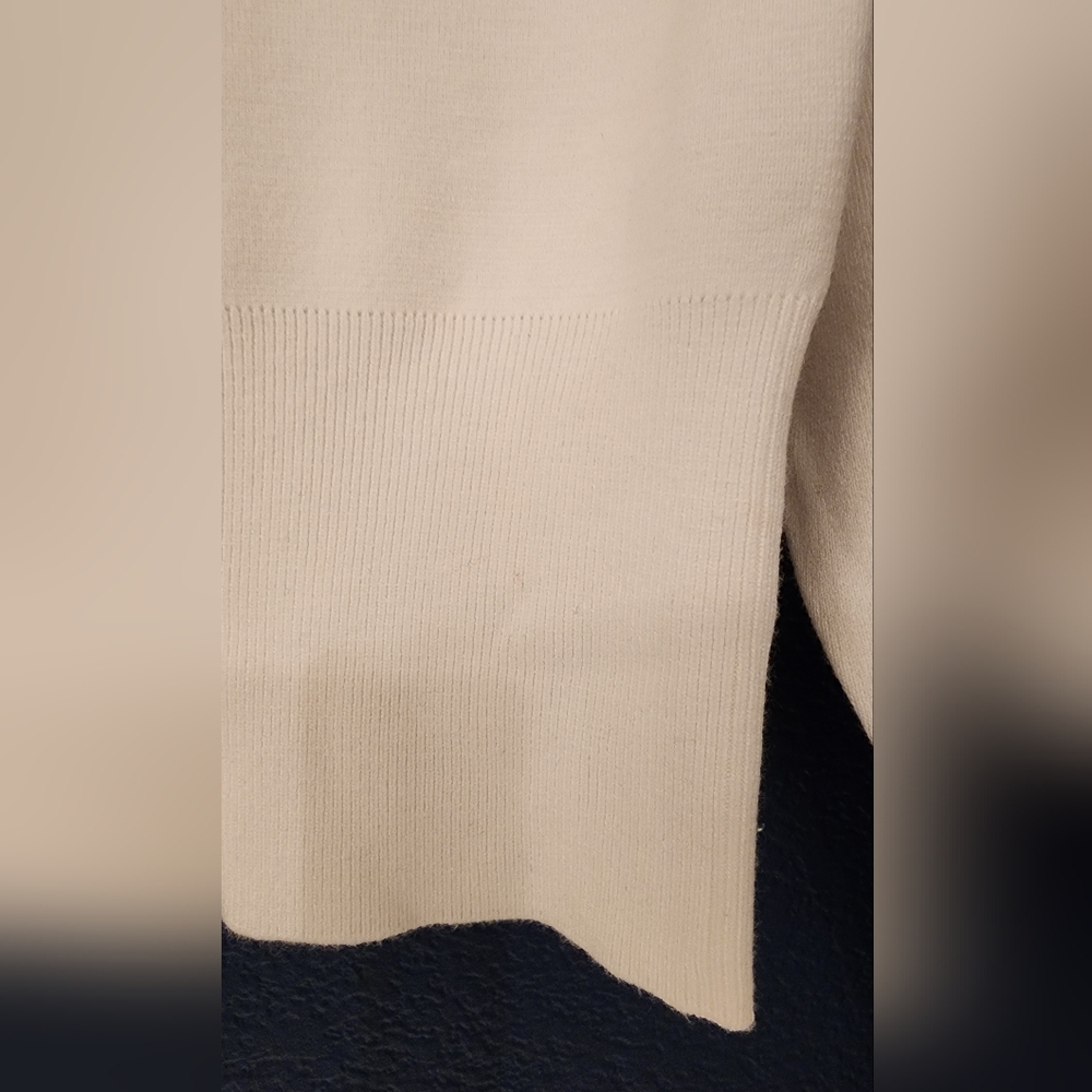 One grey Day Elegant Wide Collar Zippered Tapered Waist Sweater In White Sz SM - Picture 11 of 12